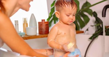 Sabonete para Bebê tomando banho